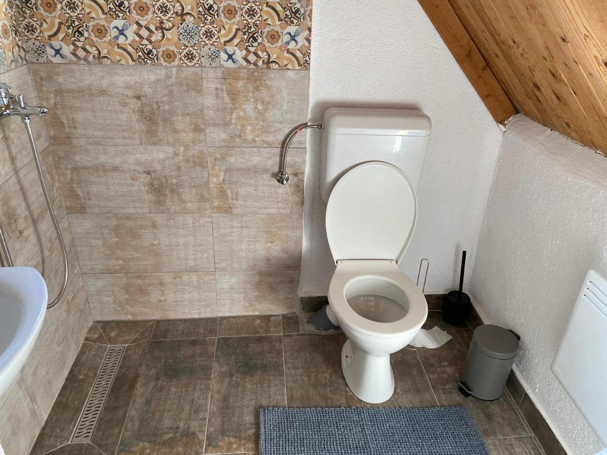 ホテル Casa Bucataria Fonix プライド エクステリア 写真