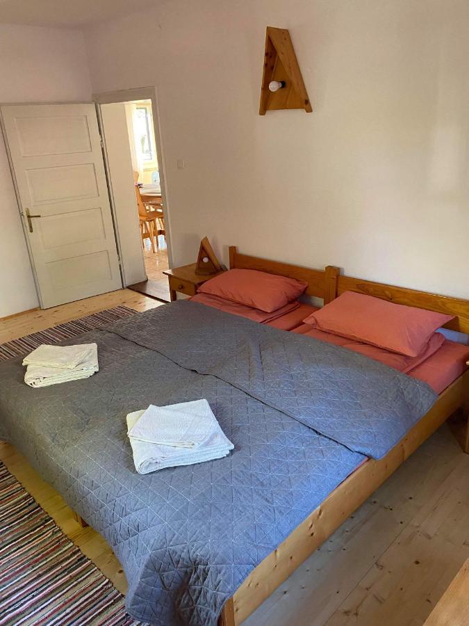 ホテル Casa Bucataria Fonix プライド エクステリア 写真