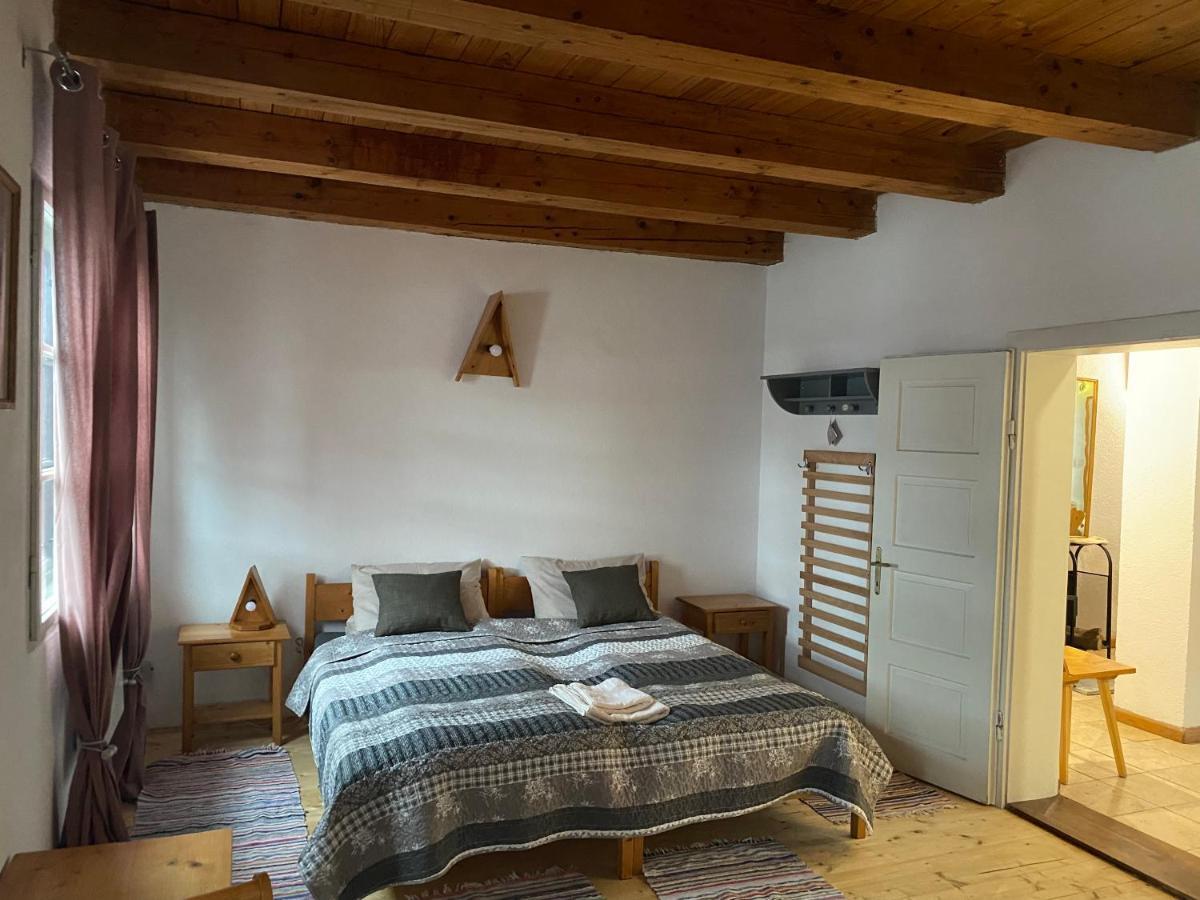 ホテル Casa Bucataria Fonix プライド エクステリア 写真