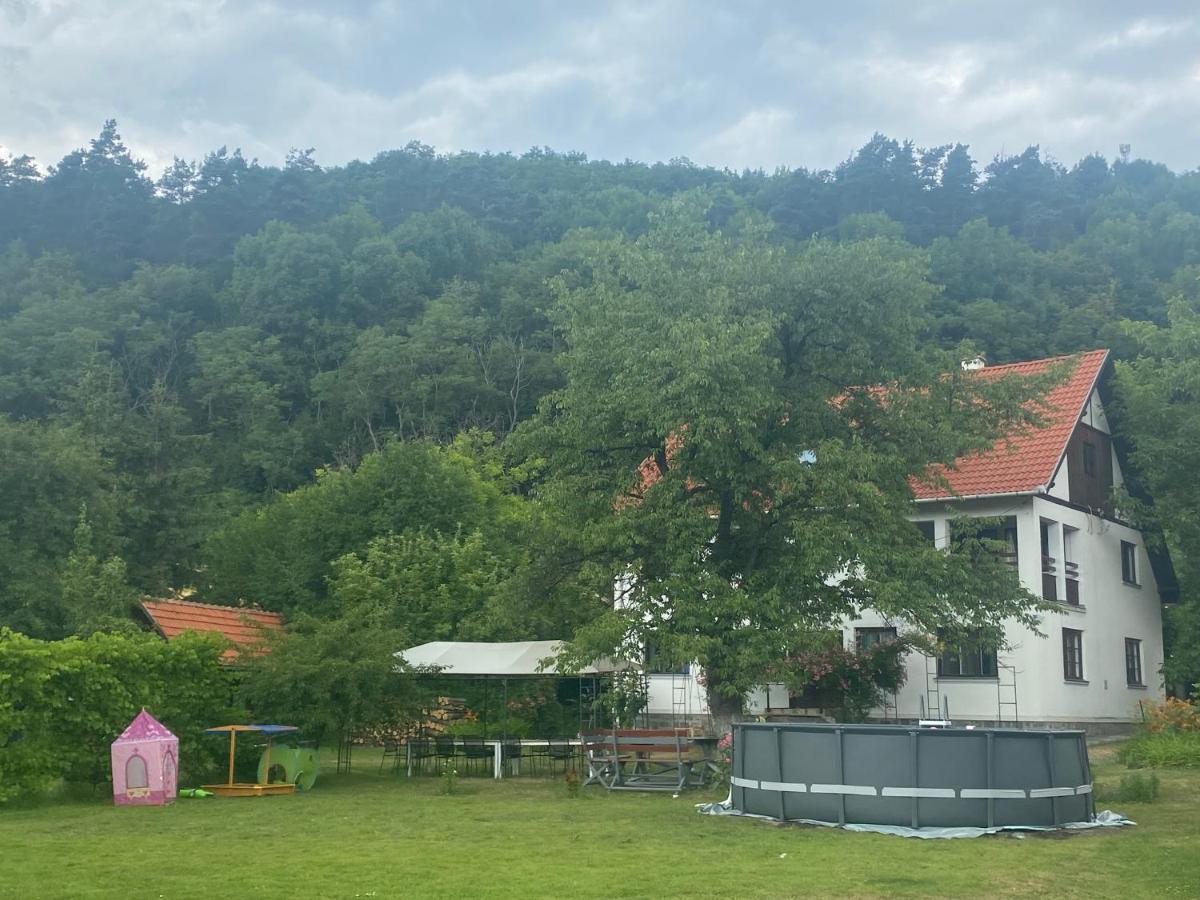 ホテル Casa Bucataria Fonix プライド エクステリア 写真