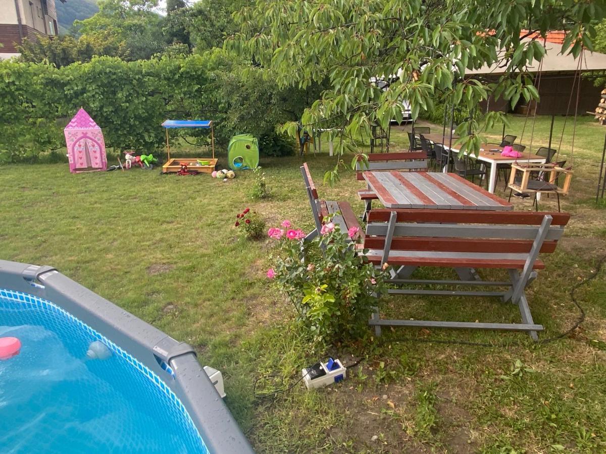 ホテル Casa Bucataria Fonix プライド エクステリア 写真